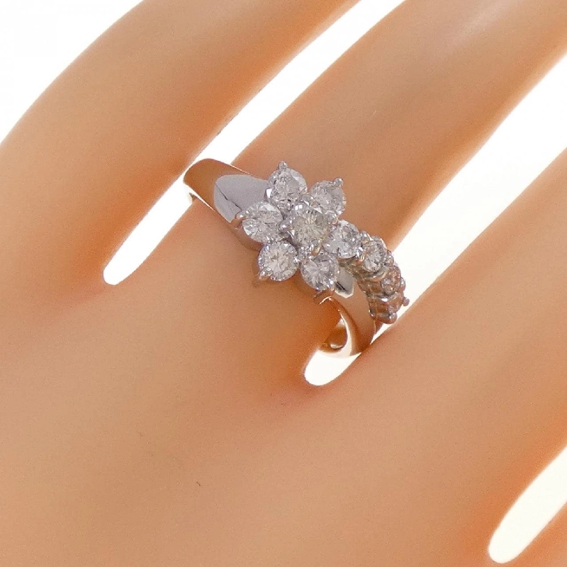 Nhẫn kim cương hoa PT900 1.00CT 666959