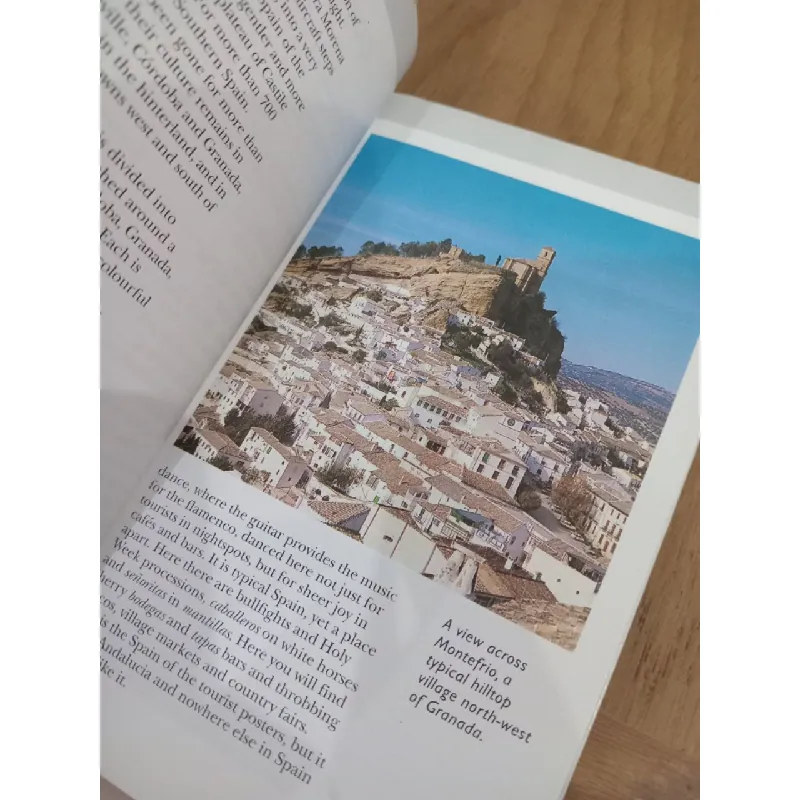 Southern Spain: Andalucia in your pocket 562550