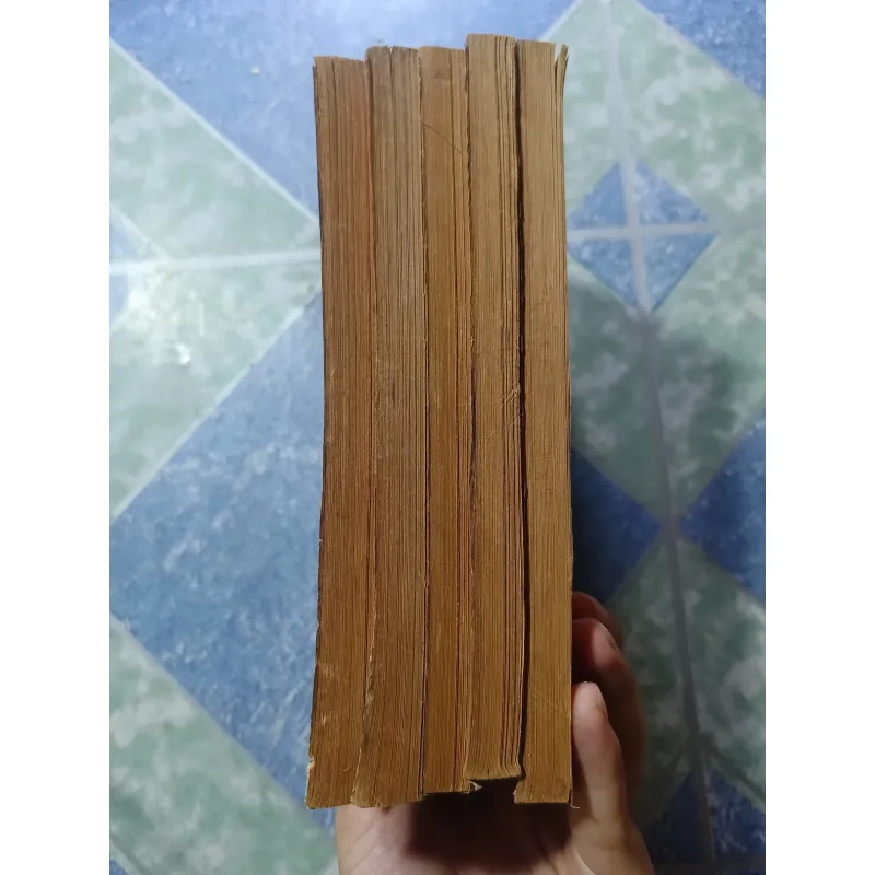 Đại Bi Thần Công ( 5 tập) - Kim Dung 992920