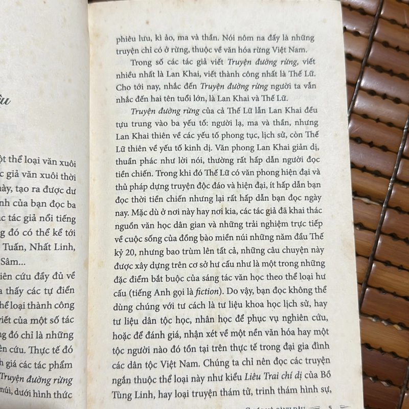 Chiếc nỏ cánh dâu - Lan Khai truyện đường rừng 522623