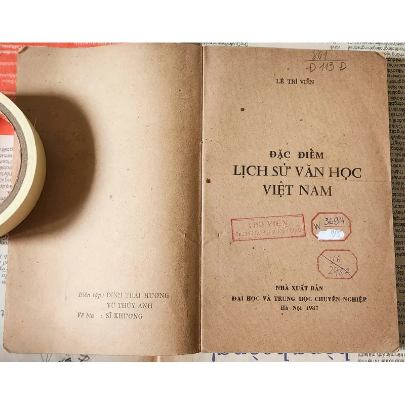 Đặc điểm lịch sử văn học Việt Nam - Giáo sư Lê Trí Viễn 723428