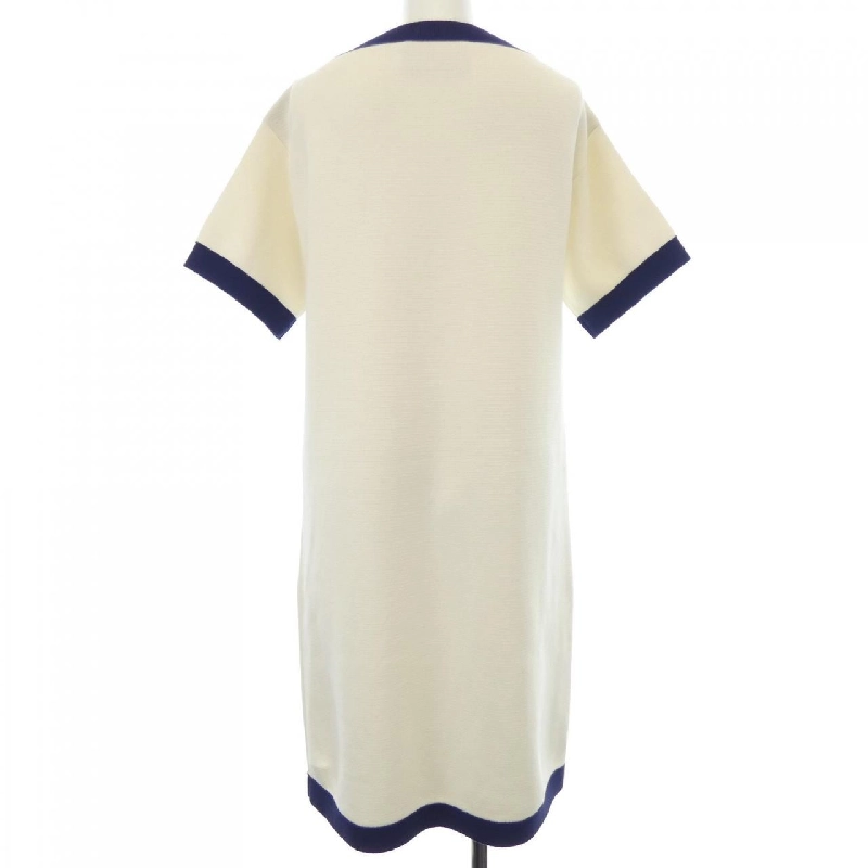 Gucci GUCCI 742961 XKC76 Đầm 648314