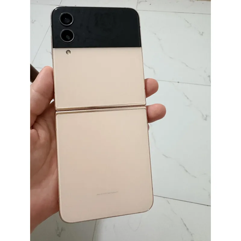 Samsung galaxy Z Flip 4 vàng hồng 8Gb-128Gb 928661