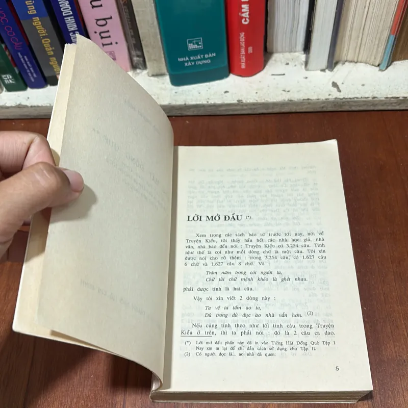 II Văn Học: Tiếng Hát Đồng Quê _ Ca Dao Việt Nam Chọn Lọc (Tập 2) - Ngô Trọng Hiến - 1991 777770