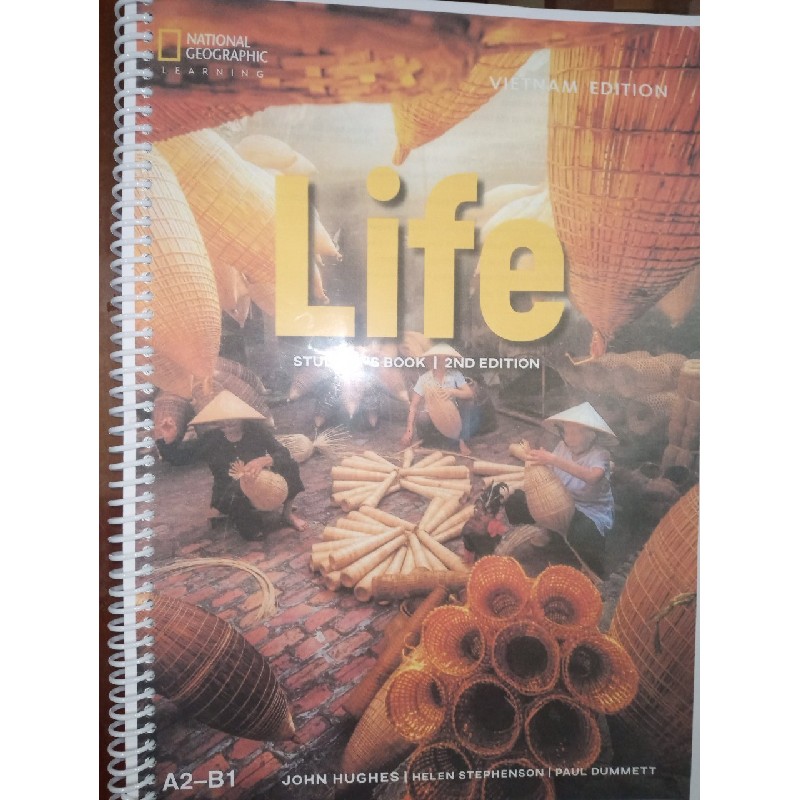 Life A2-B1 Student's Book 2nd Edition (Vietnam Edition) 3228