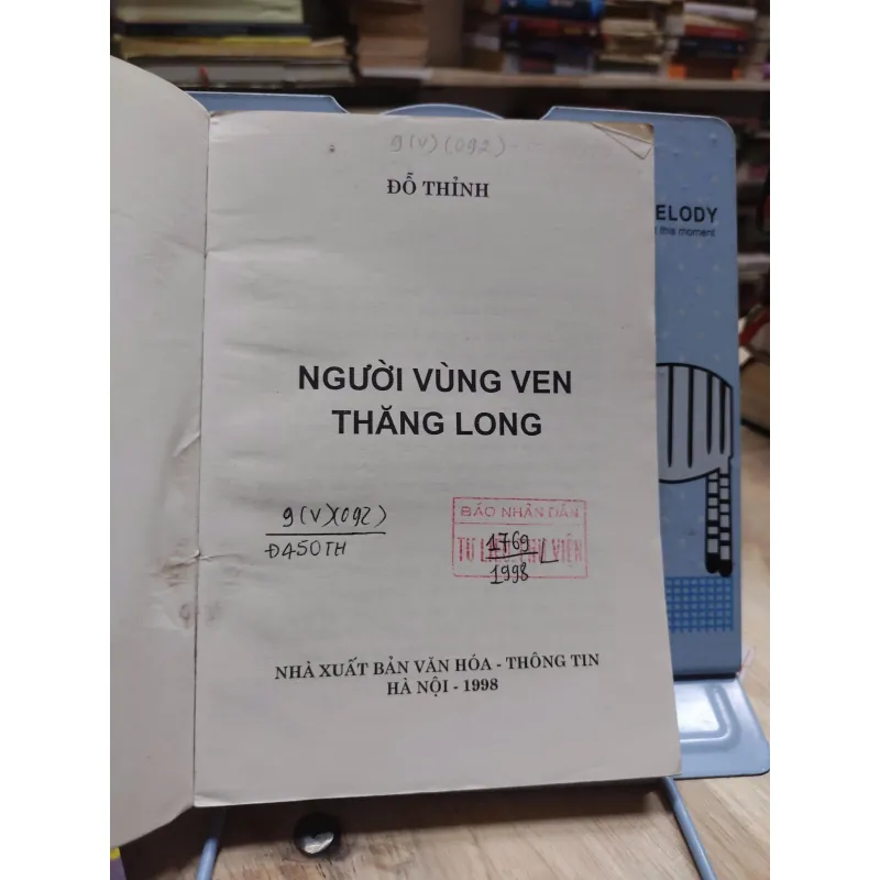 sách: Người vùng ven Thăng Long - Đỗ Thỉnh (A1) 565450