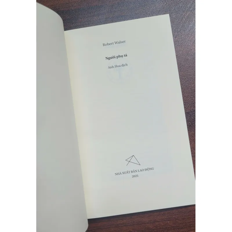 Tập truyện Người Phụ Tá - Robert Walser - Sách mới 1011065