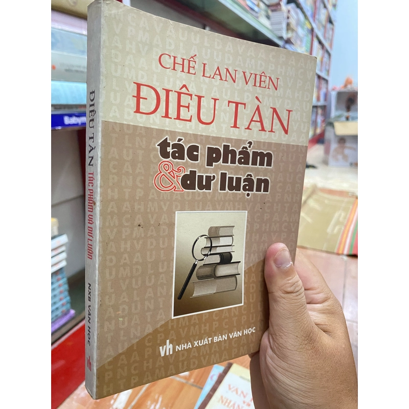 CHẾ LAN VIÊN  496760