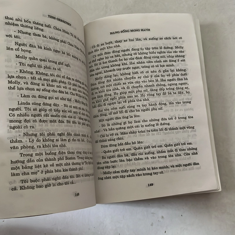 Mạng sống mong manh - Tess Gerritsen -  506729