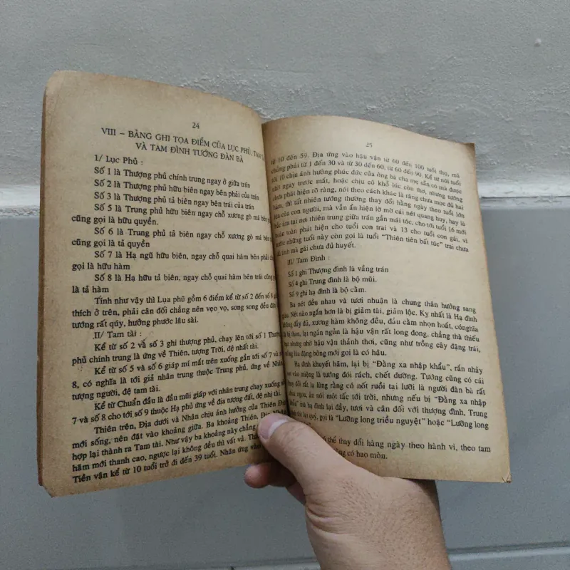 Coi Tướng Đàn Bà - Túy Lan - Nguyễn Văn Toàn  792005