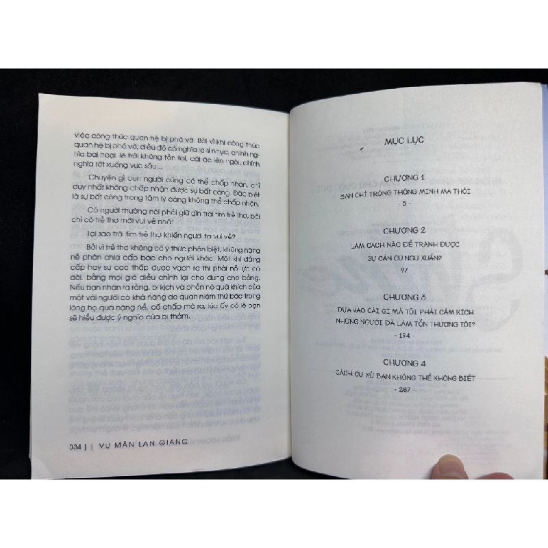 Khôn Ngoan Vừa Đủ, Làm Chủ Cuộc Đời, Vụ Mãn Lan Giang, Mới 80% (Ố Nhẹ), 2019 SBM2504 450625