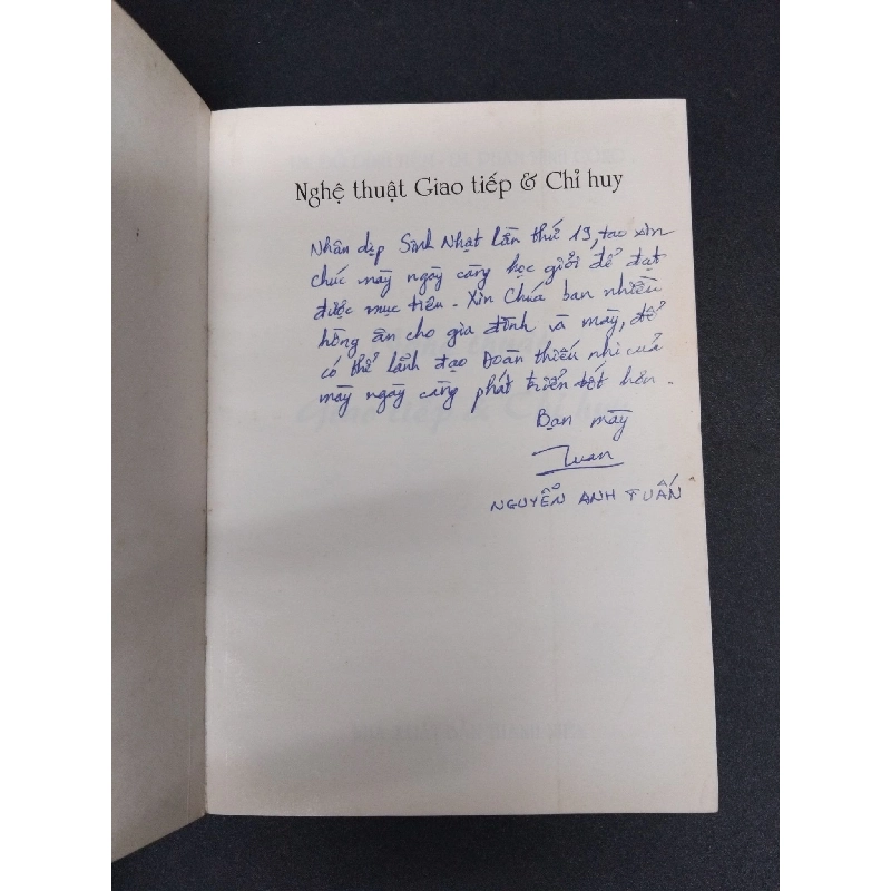 Nghệ thuật giao tiếp và chỉ huy mới 70% ố bẩn có viết trang đầu 2000 HCM1008 L.M. Đỗ ĐÌnh Tiệm & L.M. Phạm Minh Công KỸ NĂNG 916370