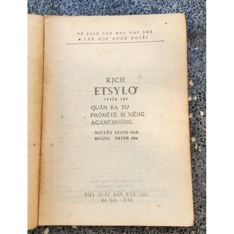KỊCH HY LẠP CỔ ĐẠI AESCHYLUS  790952