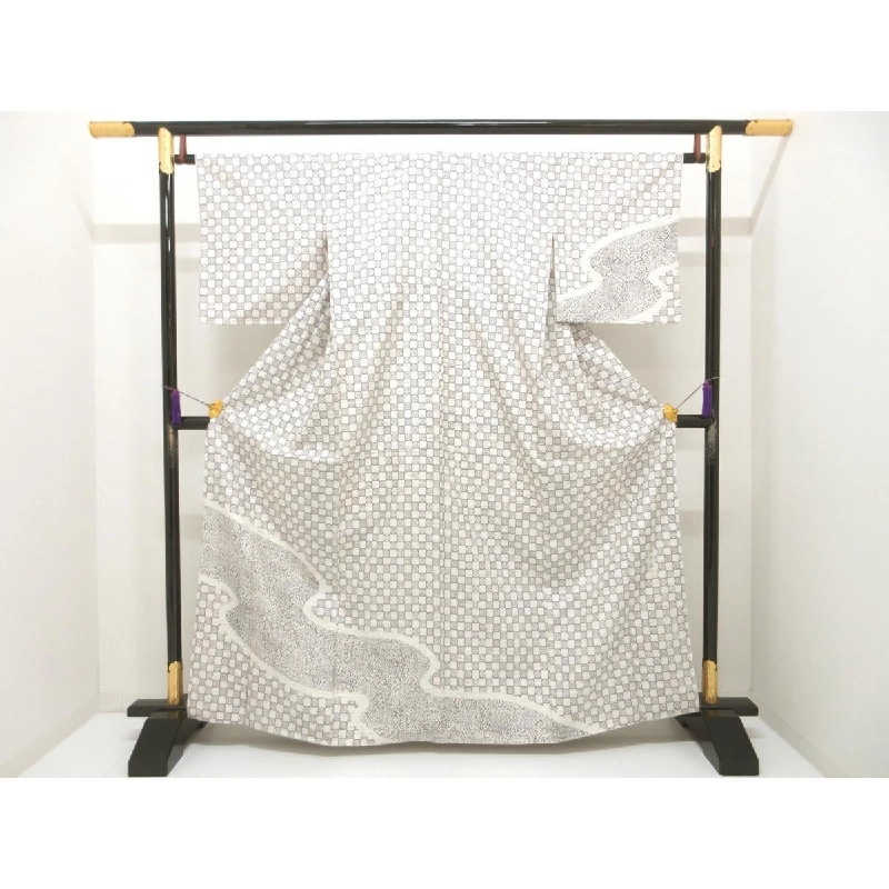 Áo kimono thăm viếng, dệt tơ, nhuộm hồng gấc - Hàng hiệu Authentic 877385