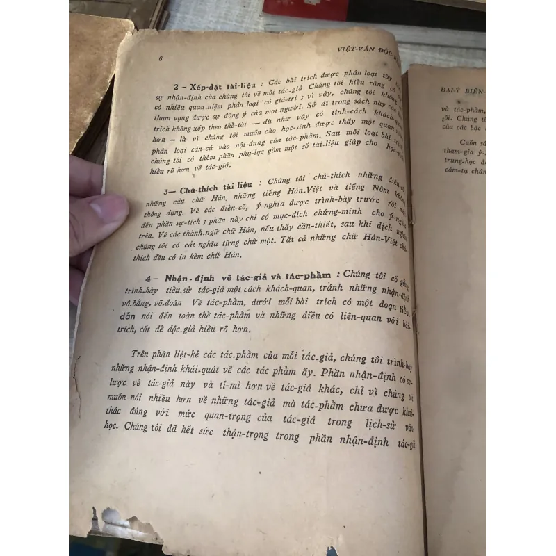 Việt Văn Độc Bản  995084