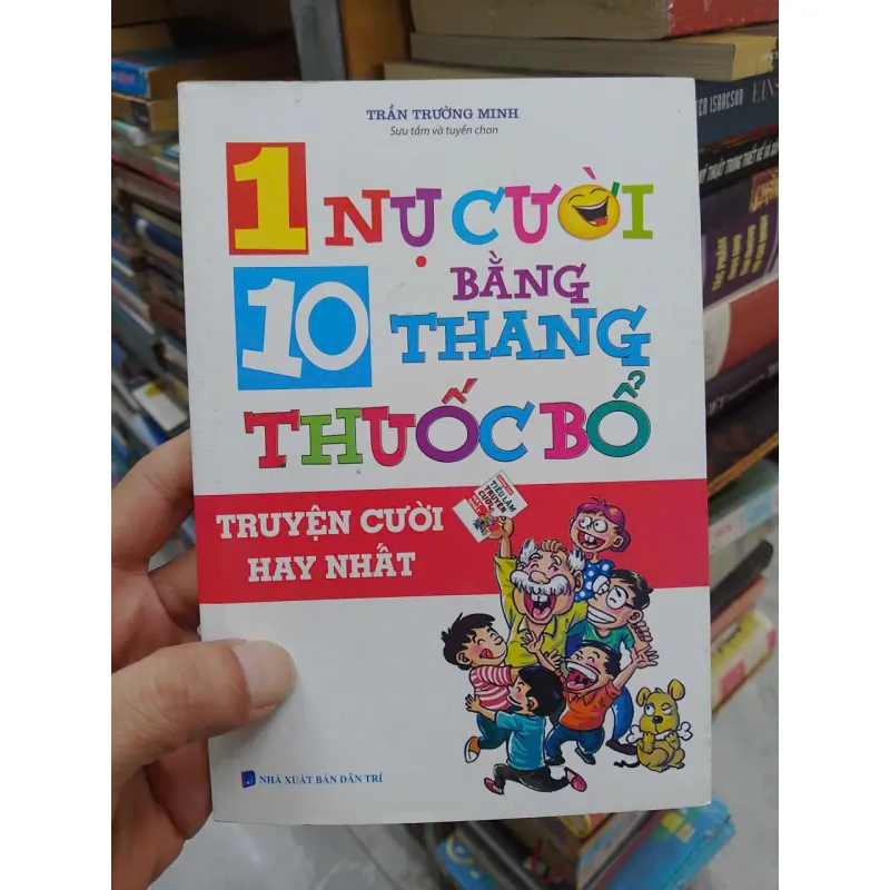 sách 1 nụ cười bằng 10 thang thuốc bổ  (B1) 701601