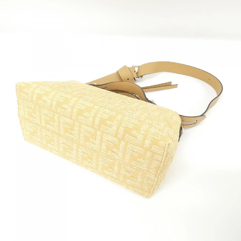 【Sản phẩm mới】Fendi By The Way Soft Medium 8BL155 AV23 Túi 616251