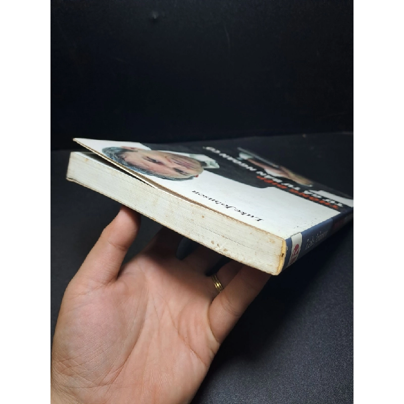 [59K/kg] Thông điệp từ gã tư bản ngoan cố Luke Johnson mới 80% ố, chóc bìa HCM0809 437115