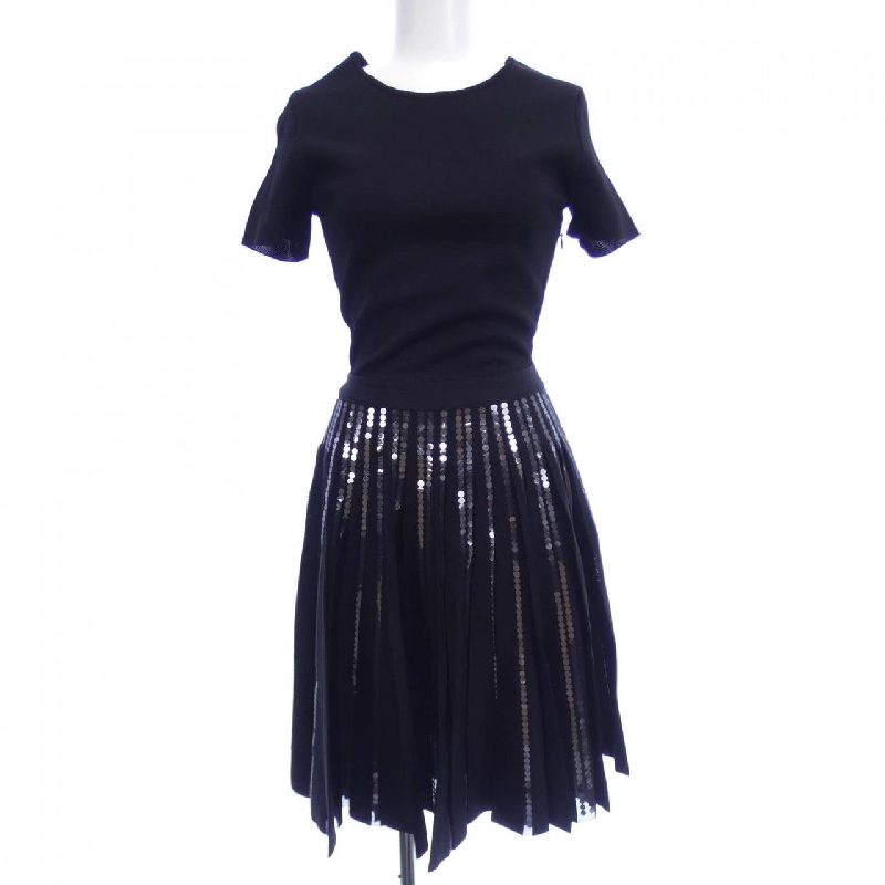 【Mã giảm giá】Christian Dior CHRISTIAN DIOR Váy liền 650657