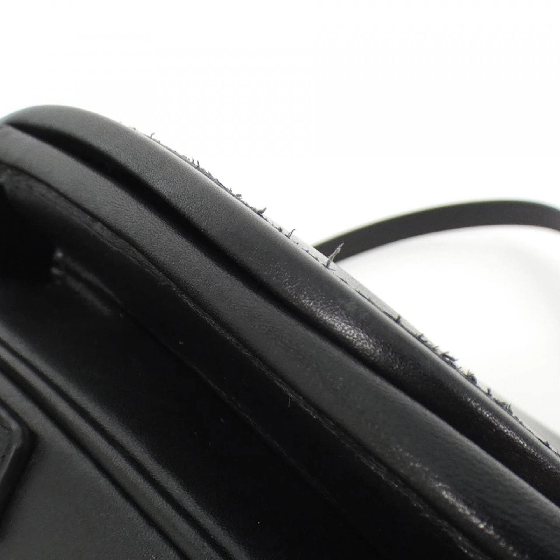 Túi xách vai Celine Medium Buzas 114453FH1 612649