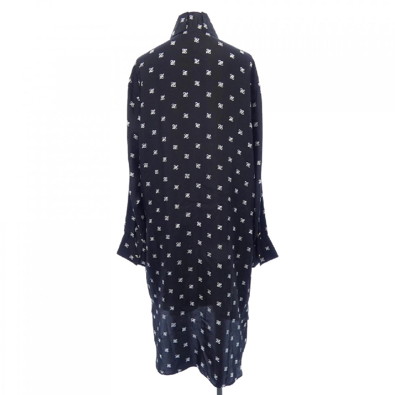 FENDI FDA642 A8GY Đầm - Hàng hiệu Chính hãng 814414