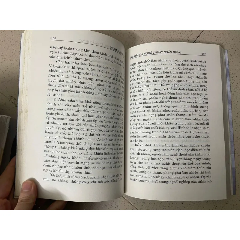 CƠ SỞ NGHỆ THUẬT NGẪU HỨNG 994146