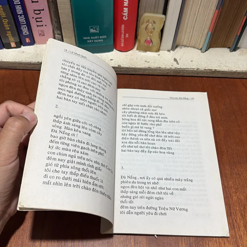 [Thủ Bút] - II Thơ: Yêu Em, Đà Nẵng - Lê Minh Quốc - 1999 792030