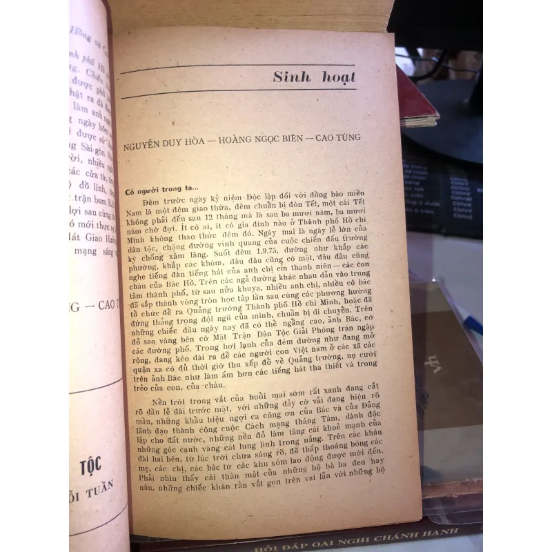 Đứng dậy 72 - 45 năm đấu tranh vì độc lập thống nhất 1020555