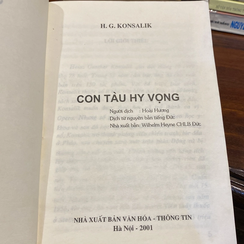 CON TÀU HY VỌNG, H.G.KONSALIK, XUẤT BẢN NĂM 2001 495554