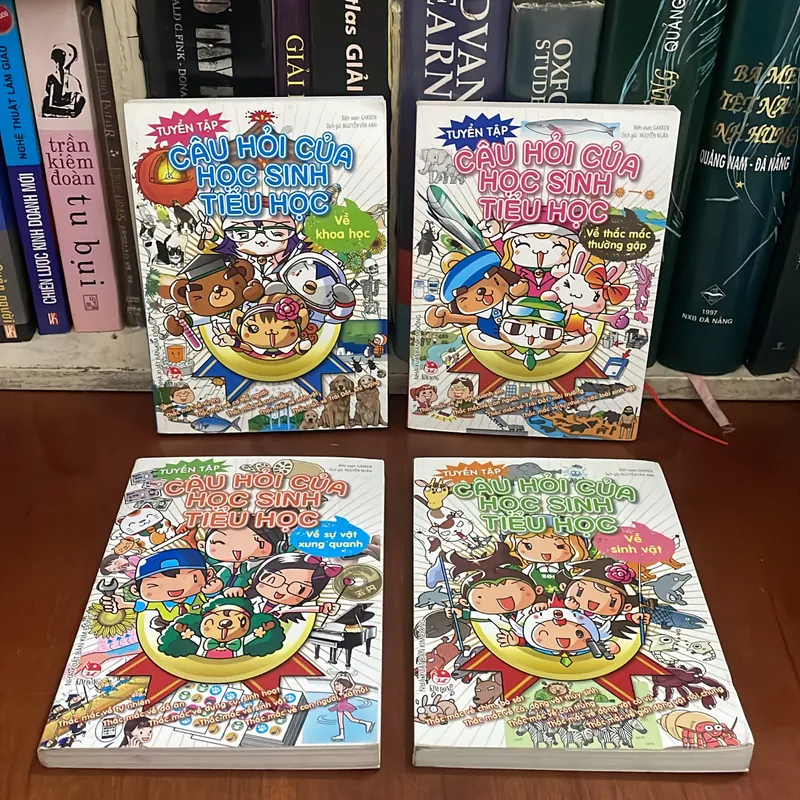II Sách Thiếu Nhi: Tuyển Tập _ Câu Hỏi Của Học Sinh Tiểu Học (4 Quyển) - 2017 553357