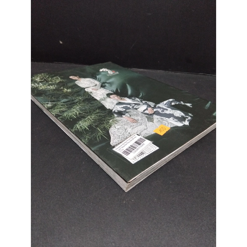 The untamed mới 90% ố nhẹ HCM2809 TẠP CHÍ, THIẾT KẾ, THỜI TRANG 917159