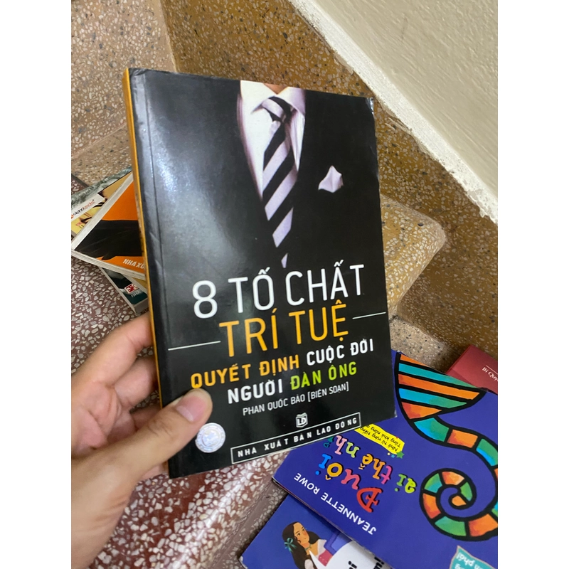 Sách 8 tố chất trí tuệ quyết định cuộc đời người đàn ông 308321