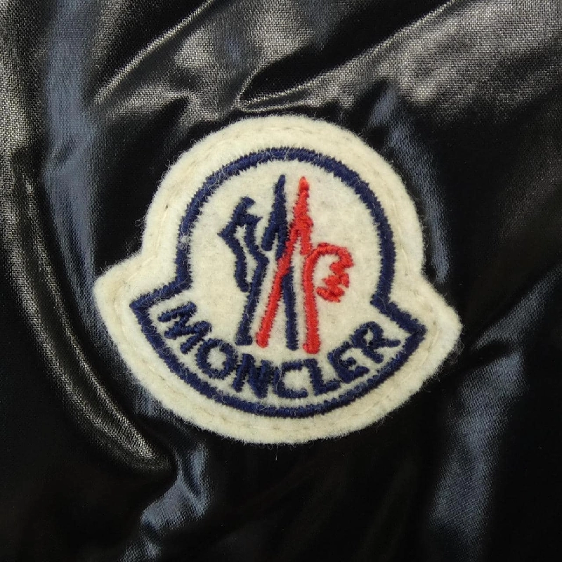 Áo khoác lông vũ MONCLER MAIRE 631189