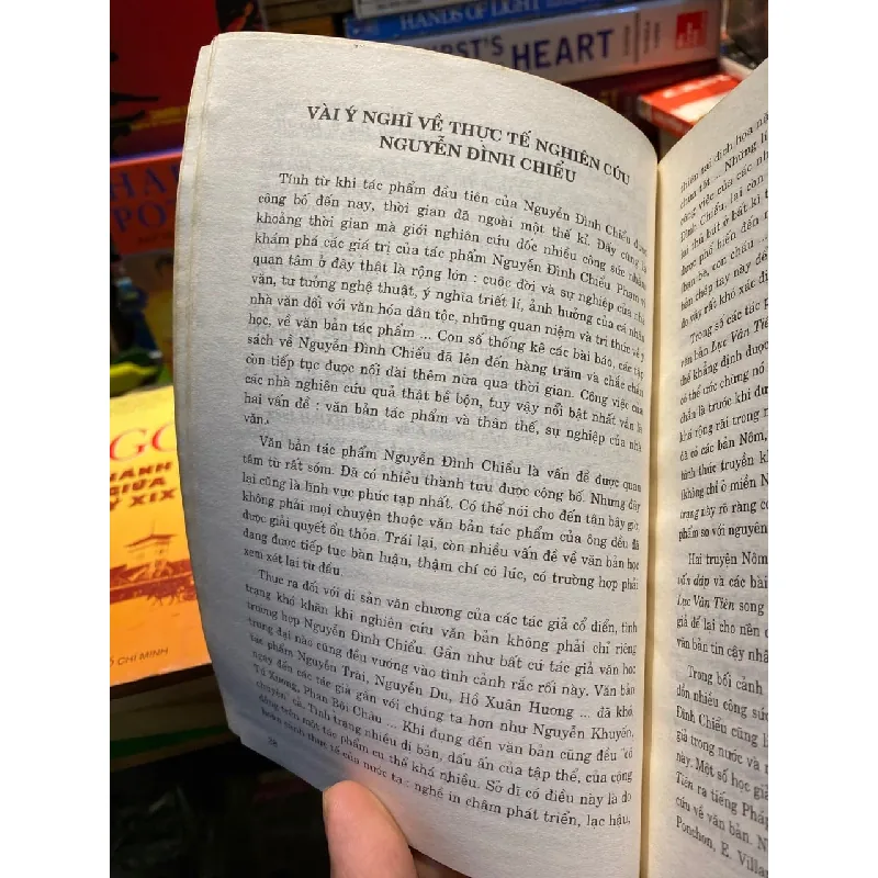 Nguyễn Đình Chiểu từ quan điểm thi pháp học - Nguyễn Phong Nam 726738