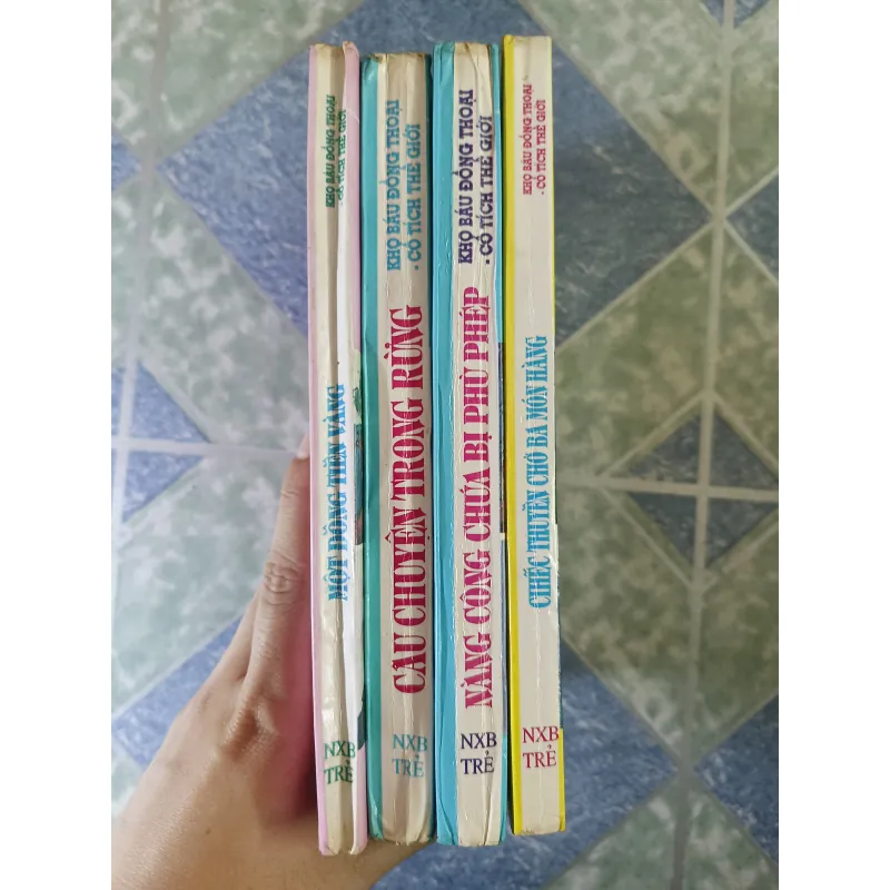 Kho báu đồng thoại - Cổ tích thế giới ( 4 quyển) 793178