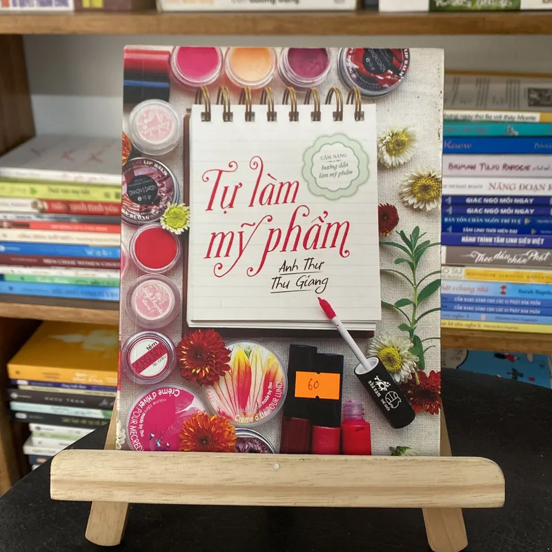 Sách Tự làm mỹ phẩm  718371