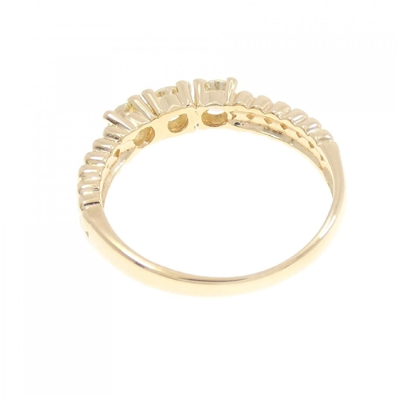 Nhẫn kim cương ba viên K18YG 0.32CT 667685