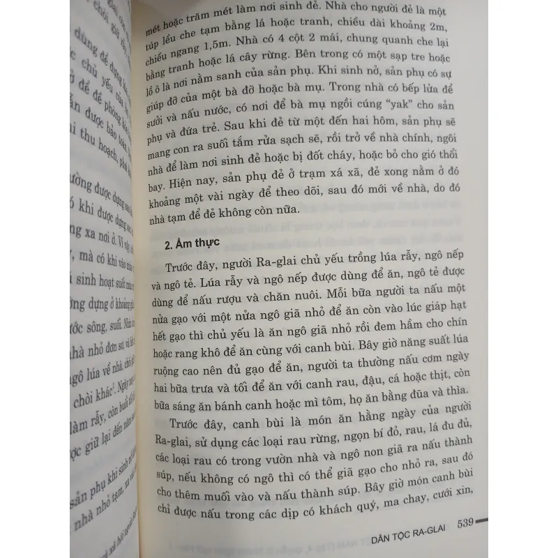 CÁC DÂN TỘC Ở VIỆT NAM (TẬP 4) - VƯƠNG XUÂN TÌNH 976395