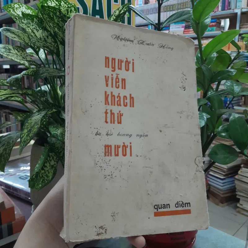 NGƯỜI VIỄN KHÁCH THỨ MƯỜI - NGHIÊM XUÂN HỒNG 748348