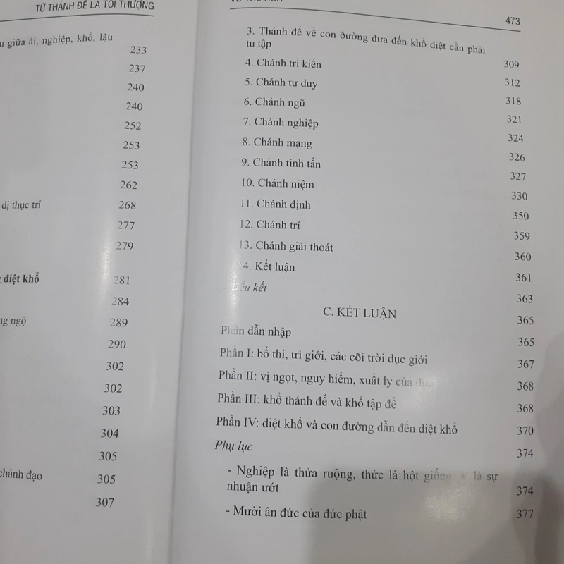 Tứ Thánh Đế là tối thượng (bìa bị rách 2 chỗ như hình, ruột như mới) 521152
