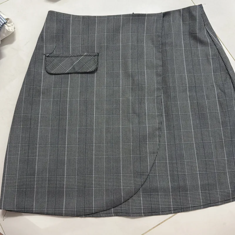 Chân váy ngắn 45 Cm 740998