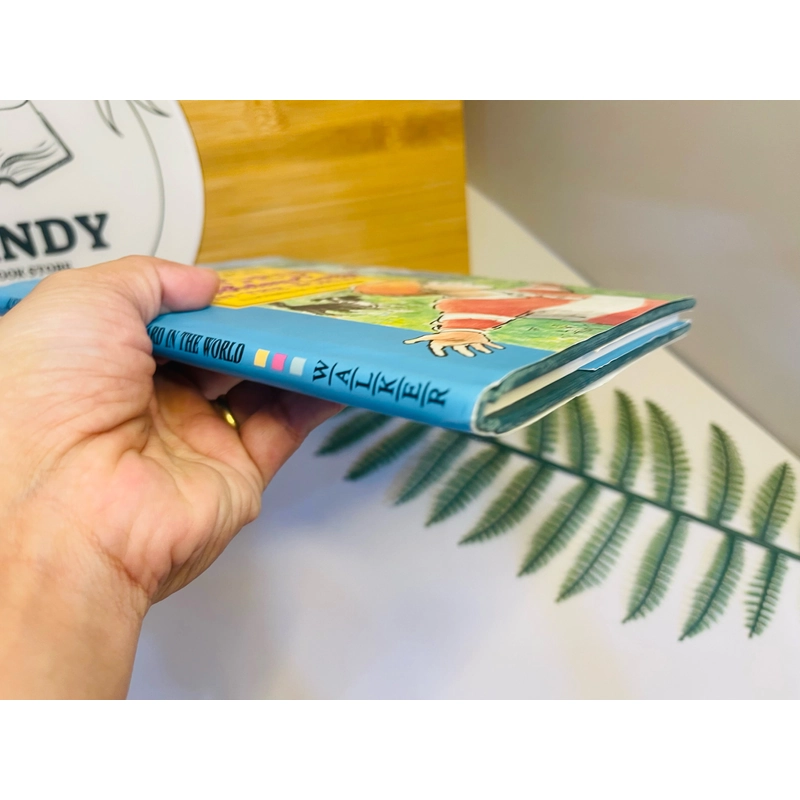 [Sách tiếng Anh 2hand] Like new 90% - The Biggest Birthday Card In The World 499482