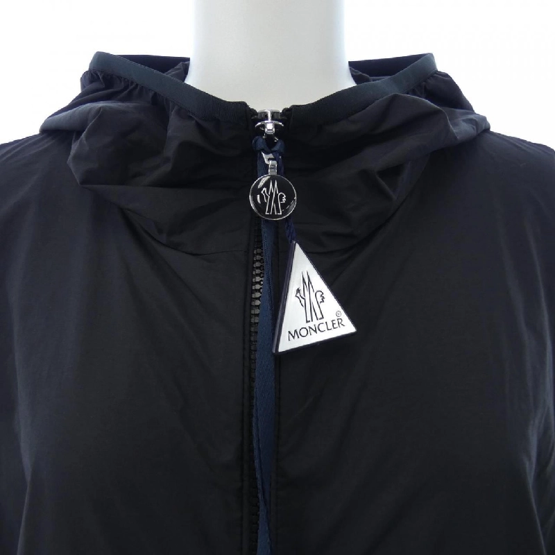 【Khuyến mãi】Áo khoác Moncler MONCLER 635701