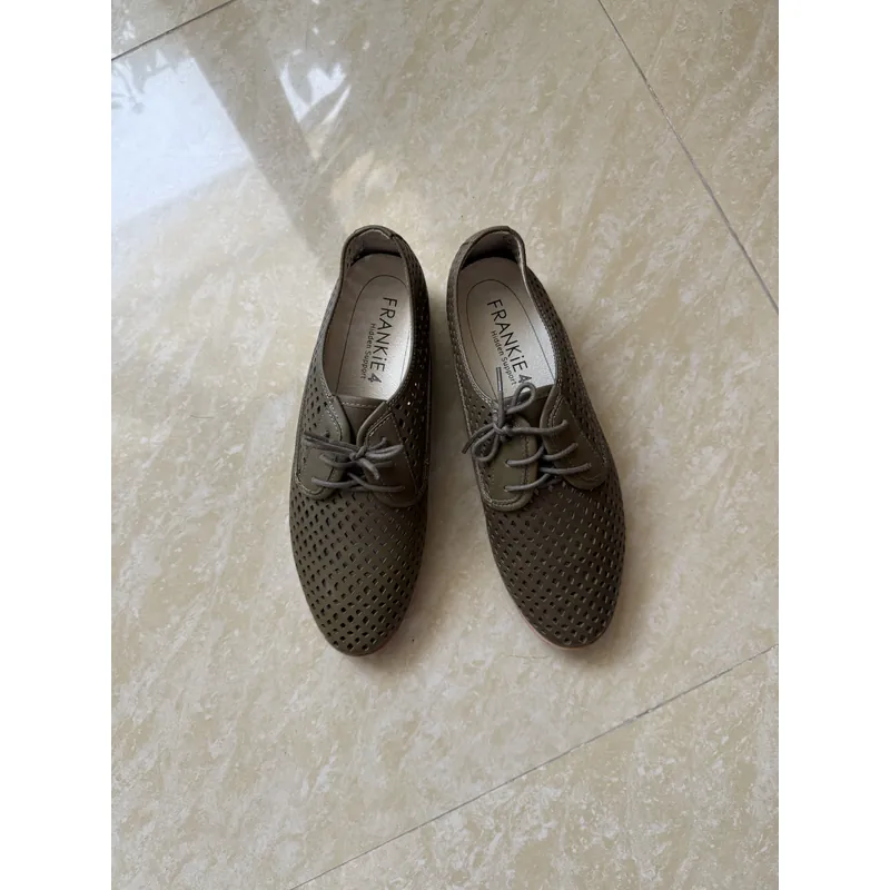 Hiệu FRANKIE màu xanh rêu size 8 696481