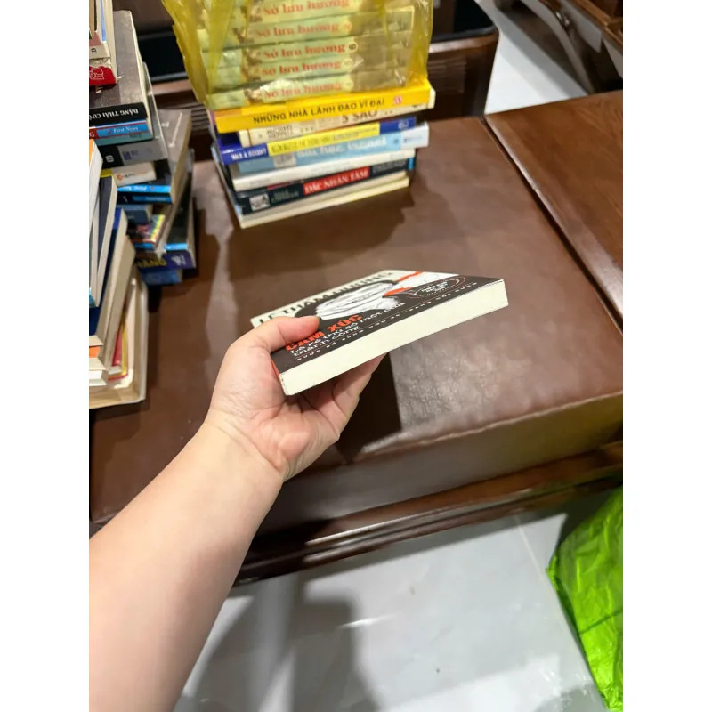 Cảm Xúc Là Kẻ Thù Số Một Của Thành Công- K5 1032804