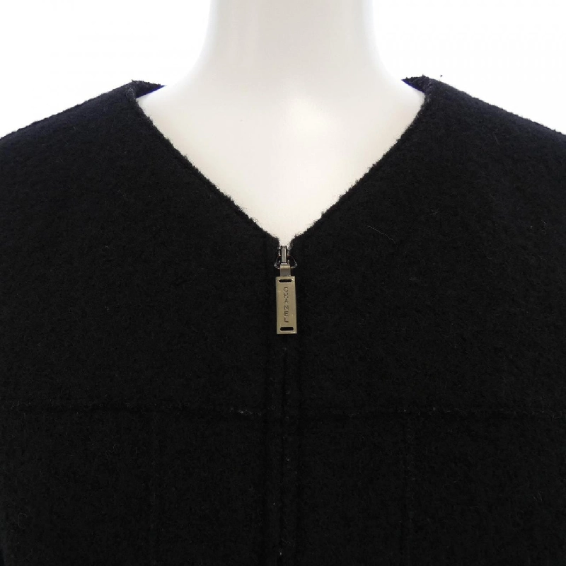 CHANEL IDENTFICATION P13958V08014 99A Áo khoác không cổ - Hàng hiệu Authentic 822125