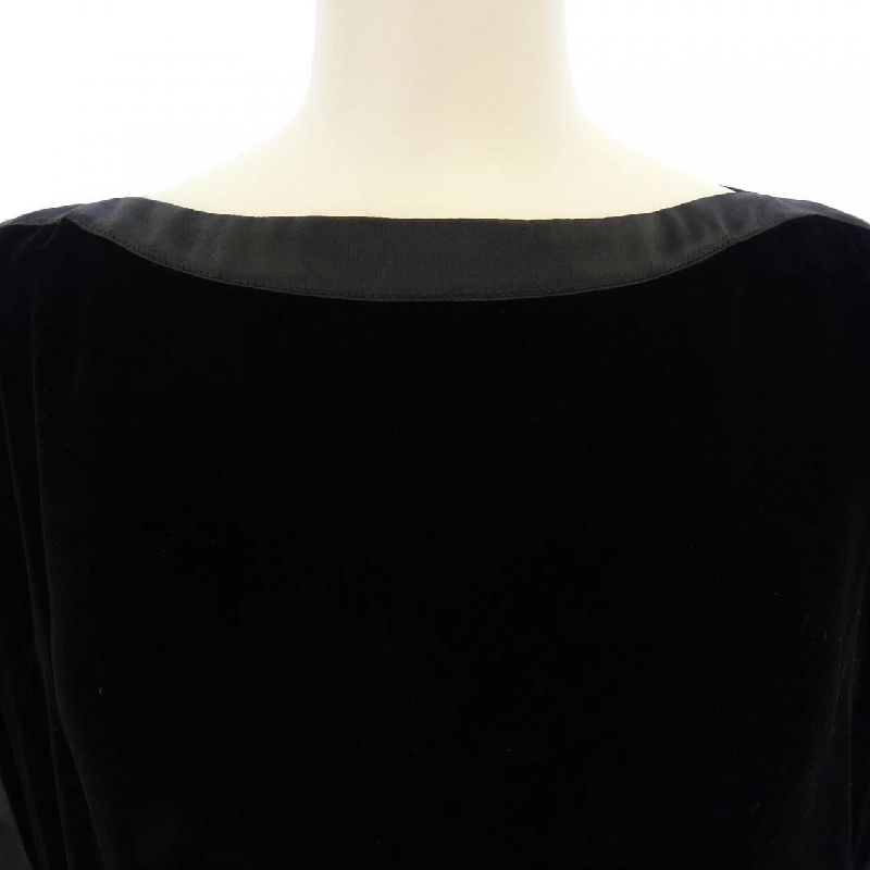 Đầm EMPORIO ARMANI - Hàng hiệu Authentic 813517