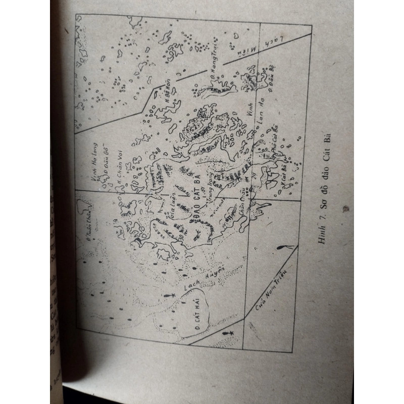  "Kể về hải đảo của chúng ta" do Vũ Phi Hoàng viết.(1984) 546285
