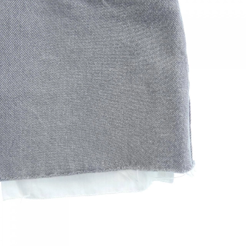 Chân váy MIU MIU GWD278 - Hàng hiệu Authentic 817185