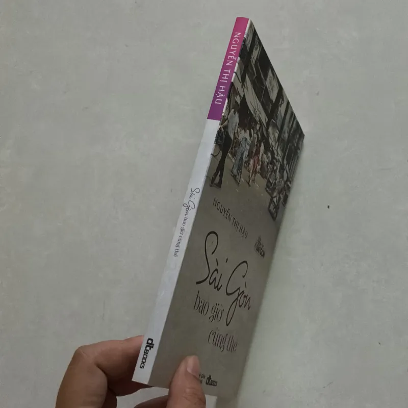 Sài Gòn bao giờ cũng thế - Nguyễn Thị Hậu (t01) 750634